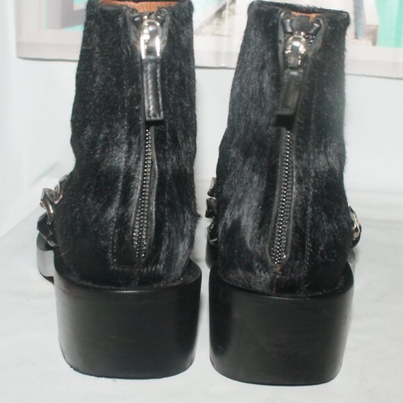 $1550 Givenchy Laura Black Calf Leather Silver Chain Boots Booties - Picture 5 of 9